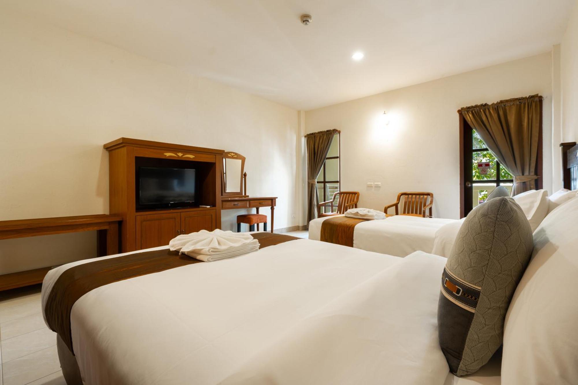 Phuket Leelavadee Hua Ting Resort Patong Exteriér fotografie