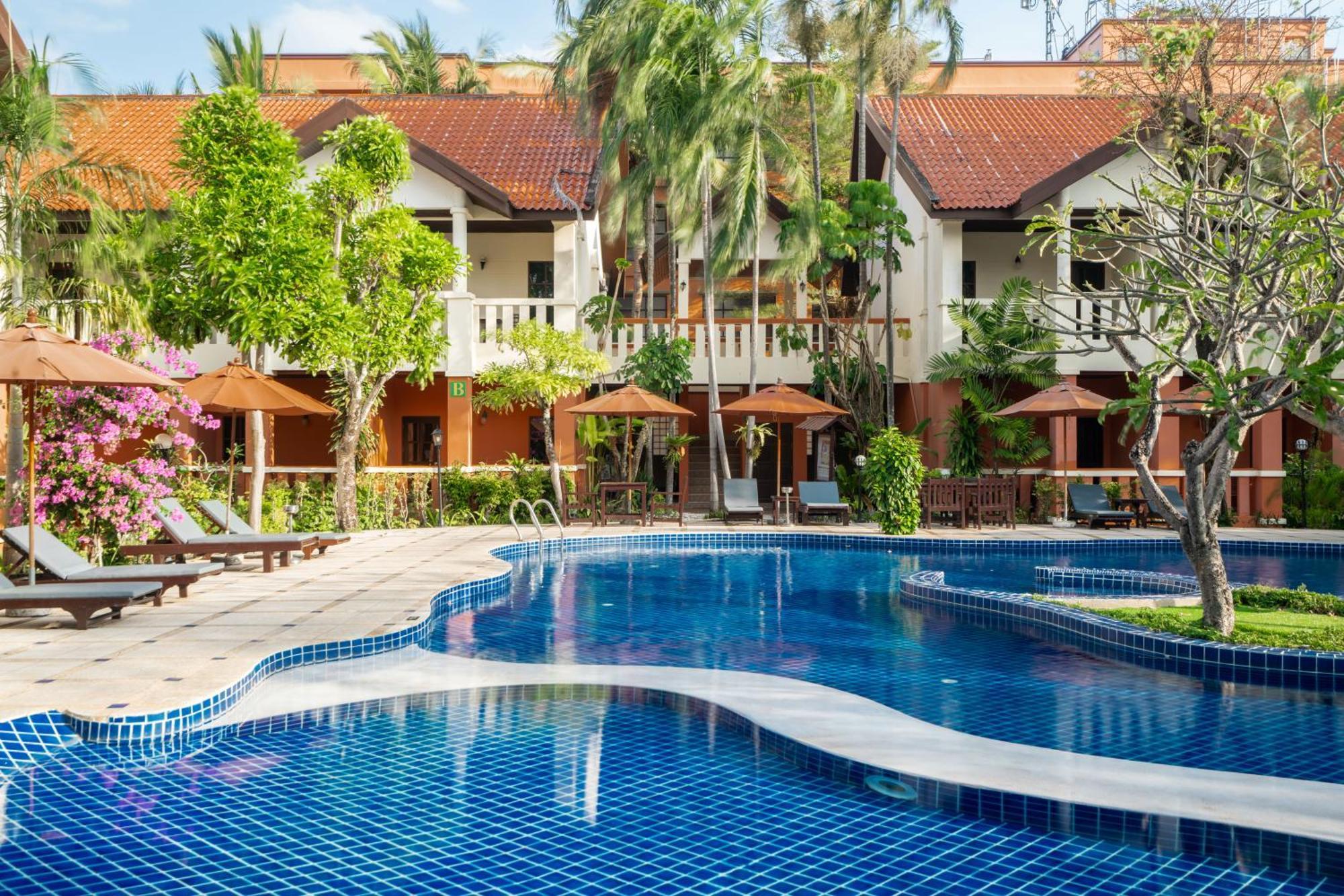 Phuket Leelavadee Hua Ting Resort Patong Exteriér fotografie