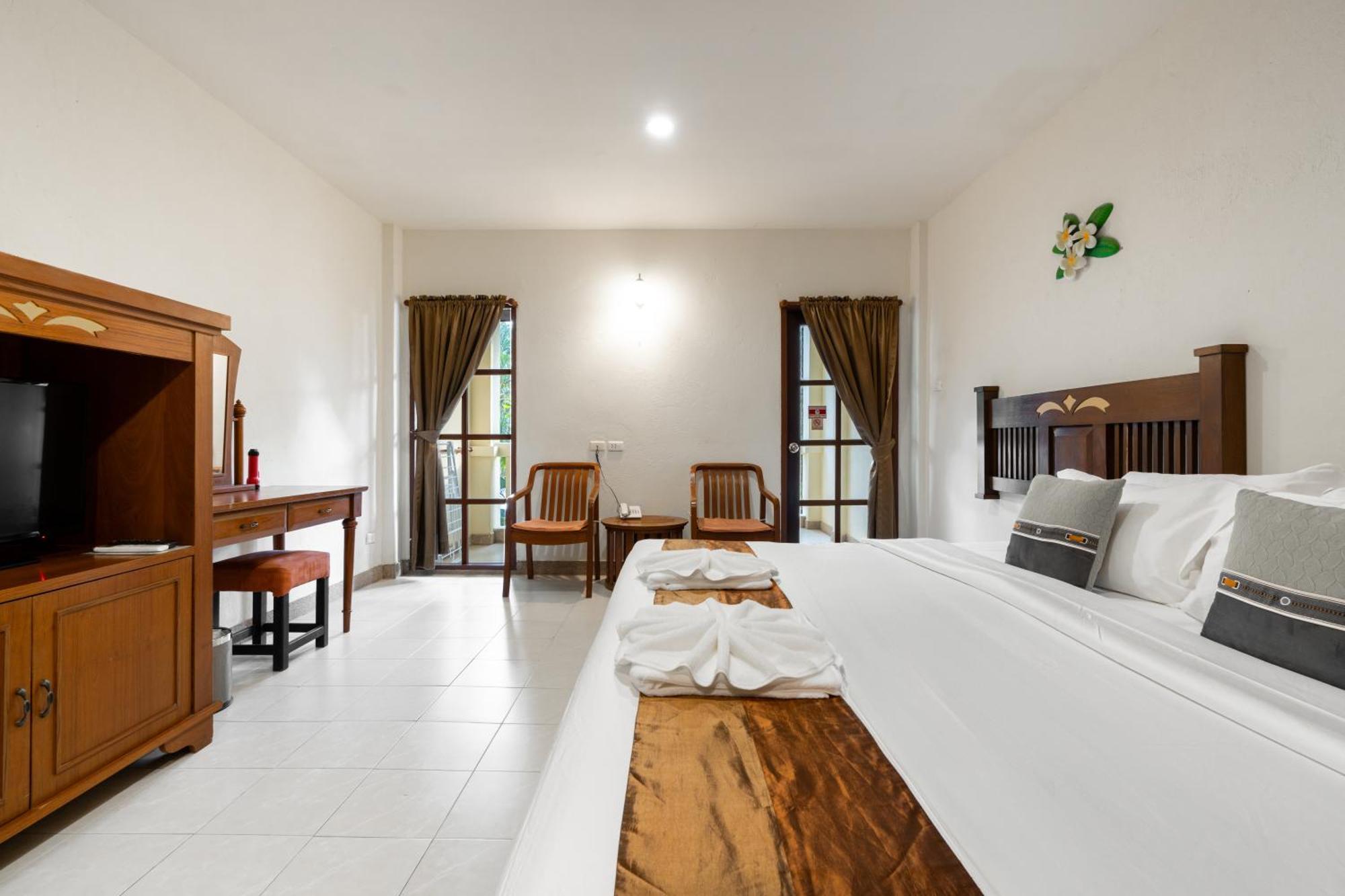 Phuket Leelavadee Hua Ting Resort Patong Exteriér fotografie
